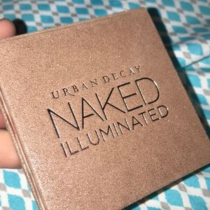 Urban Decay Naked Illuminated